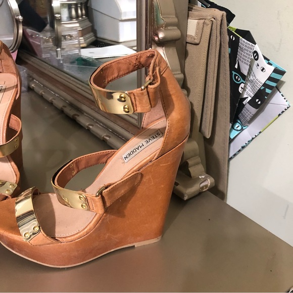 Steve Madden Women's Brown  Platform Wedge Size 7.5M - Picture 2 of 11